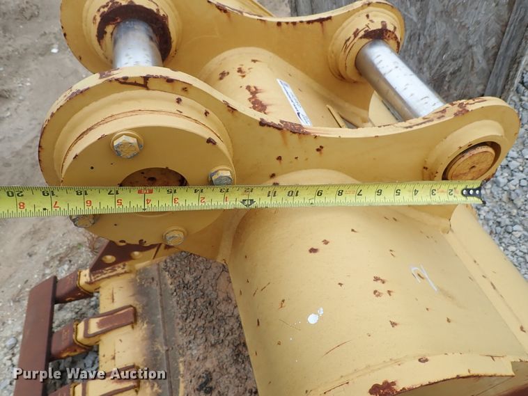 image for item GA9751 Caterpillar 312E excavator bucket