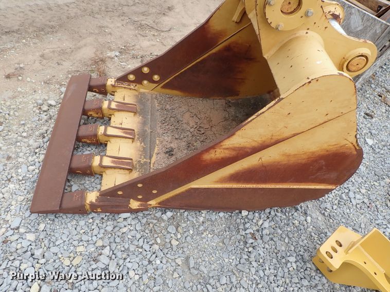 image for item GA9751 Caterpillar 312E excavator bucket