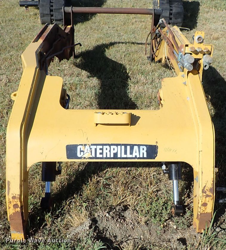 image for item GA9829 Caterpillar 299C skid steer loader arms