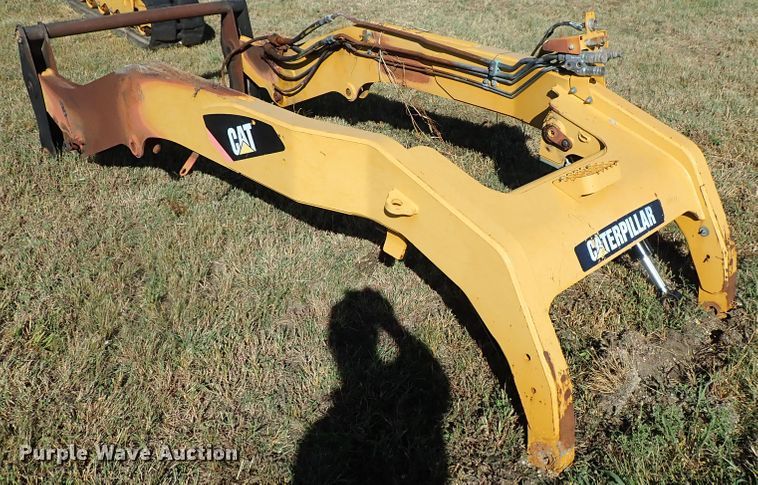 image for item GA9829 Caterpillar 299C skid steer loader arms