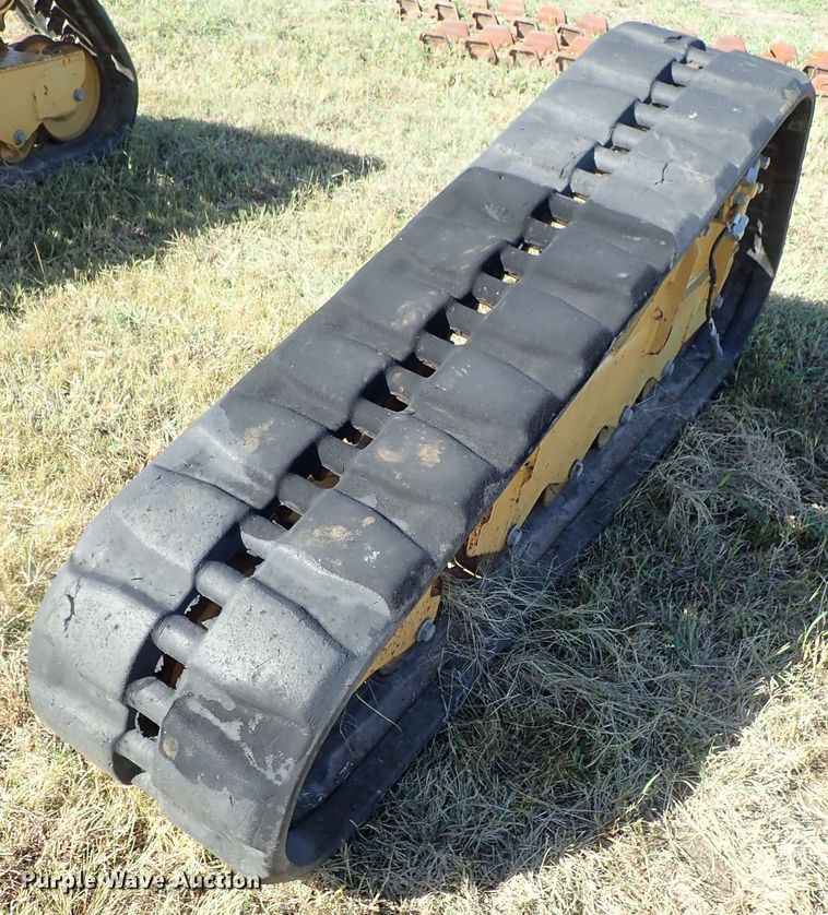image for item GA9830 Caterpillar 299C skid steer tracks