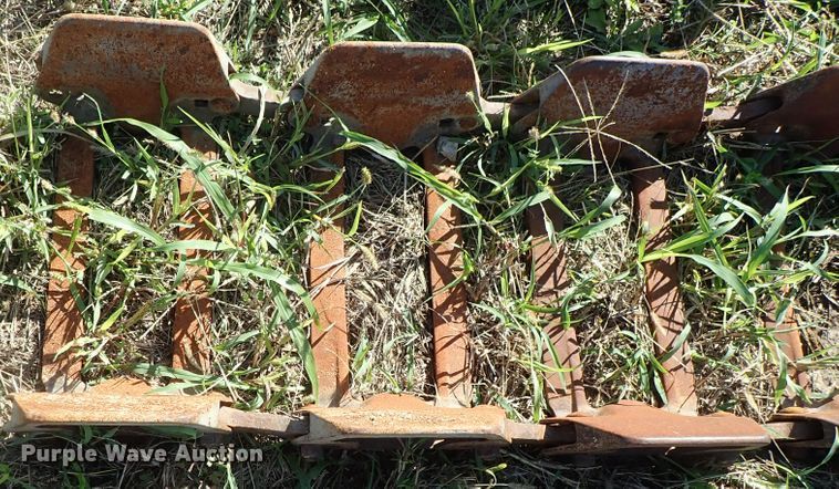 image for item GA9831 Grouser skid steer tracks