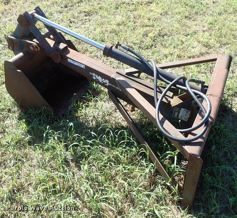 image for item GA9832 Skid steer excavator