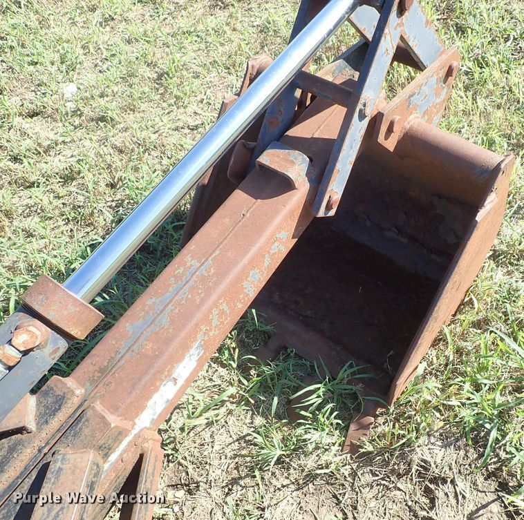 image for item GA9832 Skid steer excavator