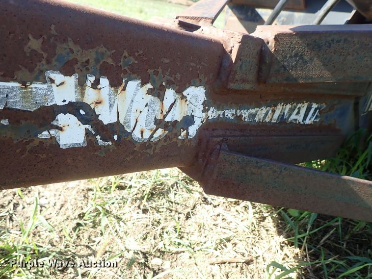 image for item GA9832 Skid steer excavator