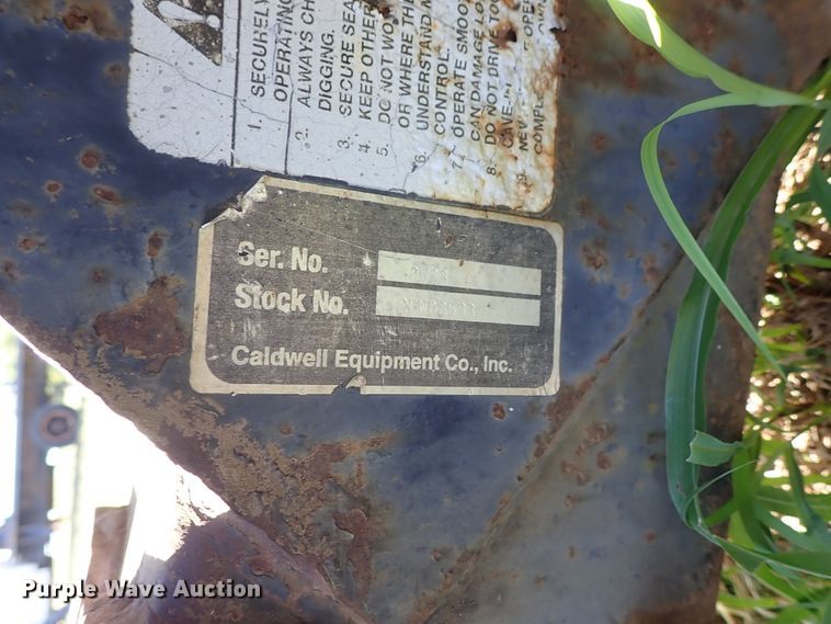 image for item GA9832 Skid steer excavator