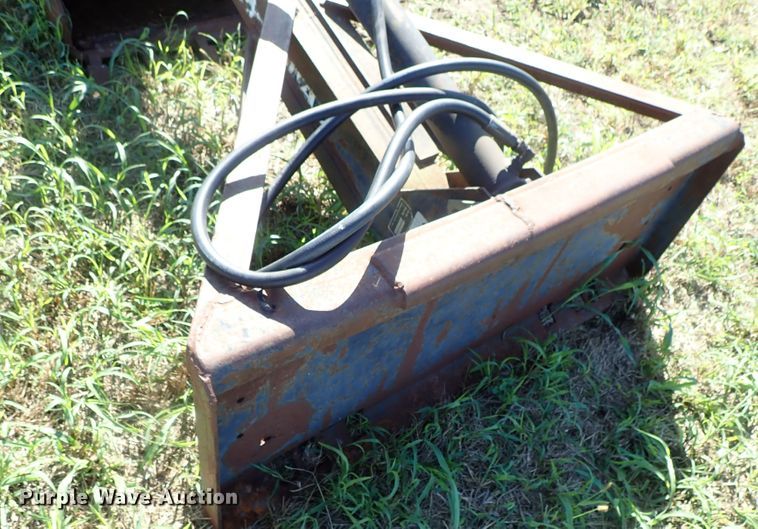 image for item GA9832 Skid steer excavator