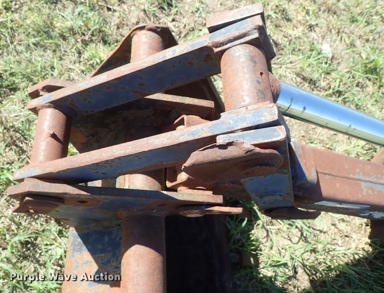 image for item GA9832 Skid steer excavator