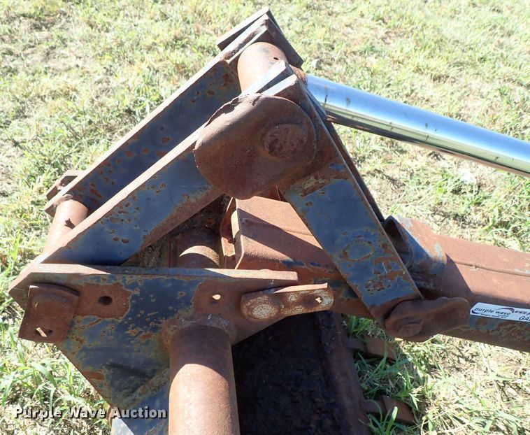 image for item GA9832 Skid steer excavator