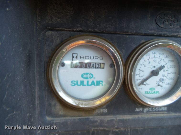 image for item GC9032 Sullair 185CA air compressor