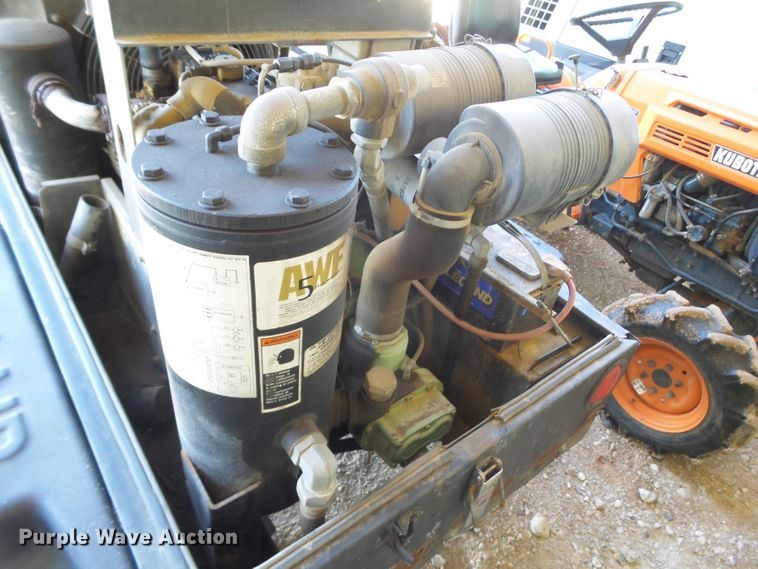 image for item GC9032 Sullair 185CA air compressor