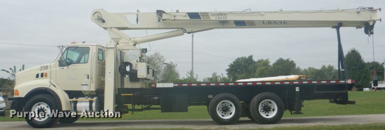 image for item GC9569 2007 Sterling L8500 crane truck