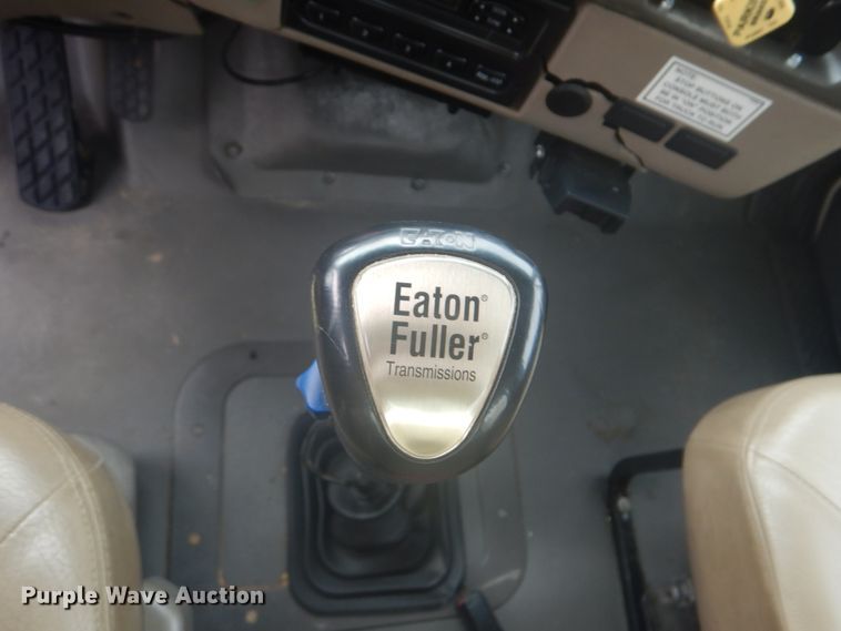 image for item GC9569 2007 Sterling L8500 crane truck