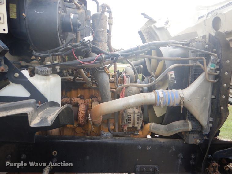 image for item GC9569 2007 Sterling L8500 crane truck