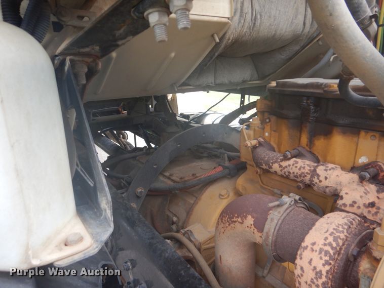 image for item GC9569 2007 Sterling L8500 crane truck