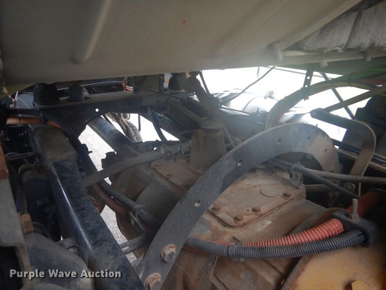 image for item GC9569 2007 Sterling L8500 crane truck