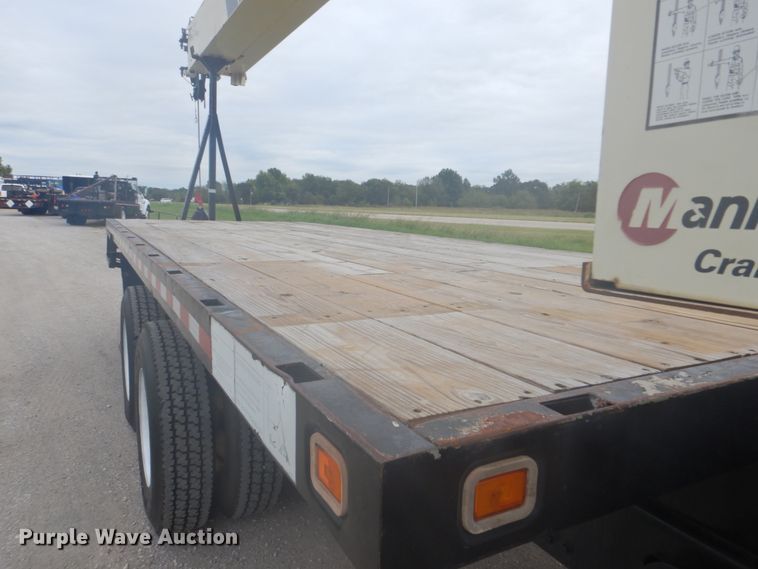 image for item GC9569 2007 Sterling L8500 crane truck