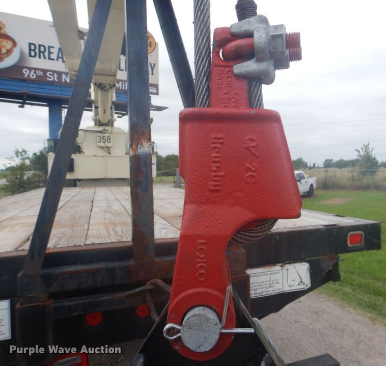 image for item GC9569 2007 Sterling L8500 crane truck