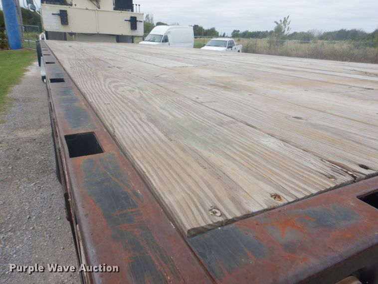 image for item GC9569 2007 Sterling L8500 crane truck