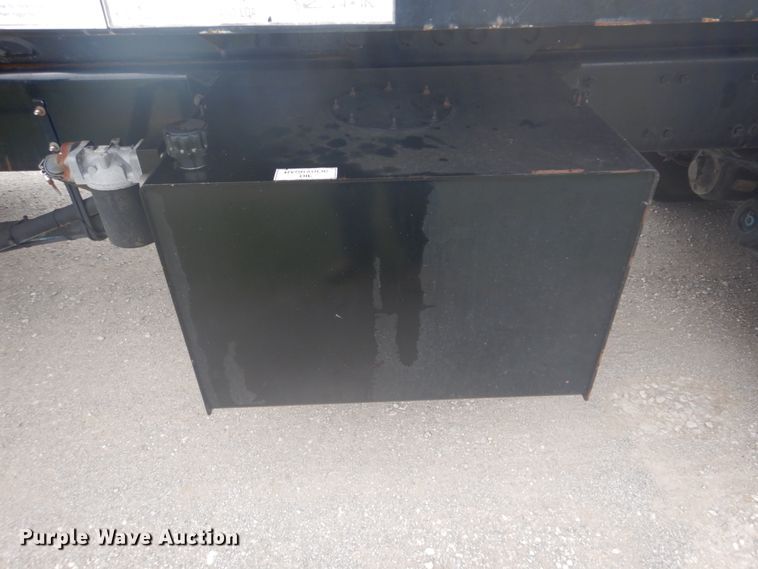 image for item GC9569 2007 Sterling L8500 crane truck