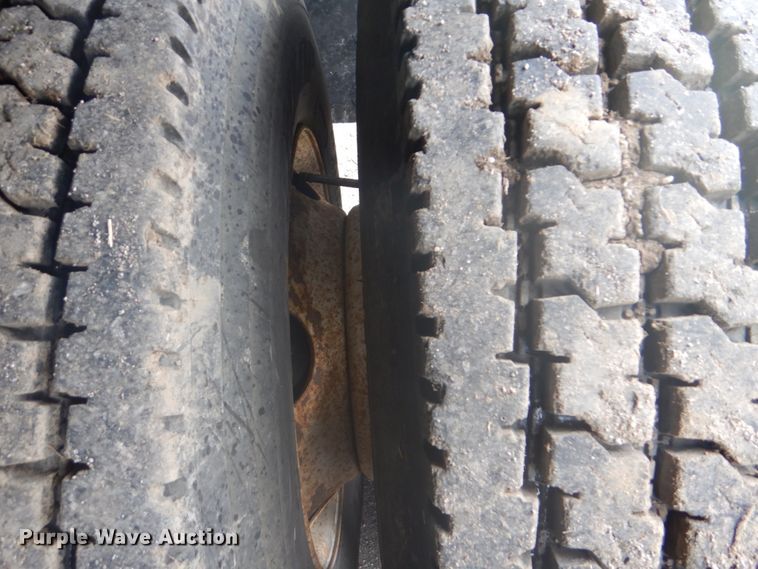 image for item GC9569 2007 Sterling L8500 crane truck