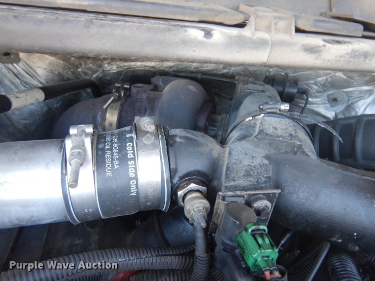 image for item GI9329 2000 Ford F550 Super Duty bucket truck