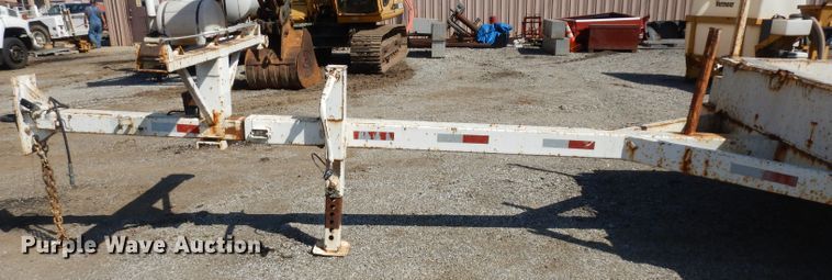 image for item GI9330 1993 Eagle Body pole trailer