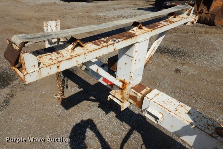 image for item GI9330 1993 Eagle Body pole trailer