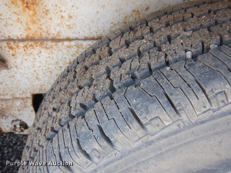 image for item GI9330 1993 Eagle Body pole trailer