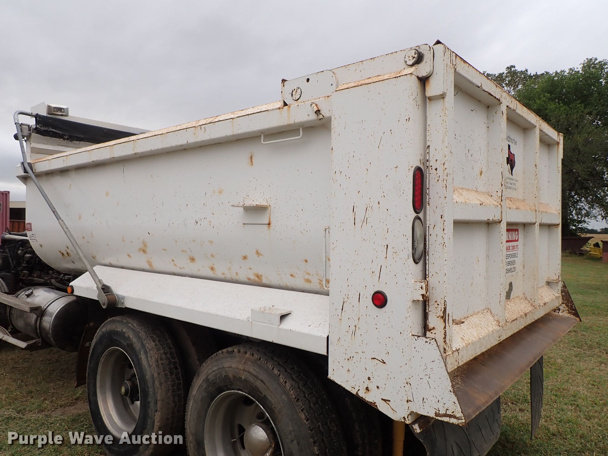 Workhorse 15Demo steel dump bed in Sedgwick, KS Item DB7709 for sale
