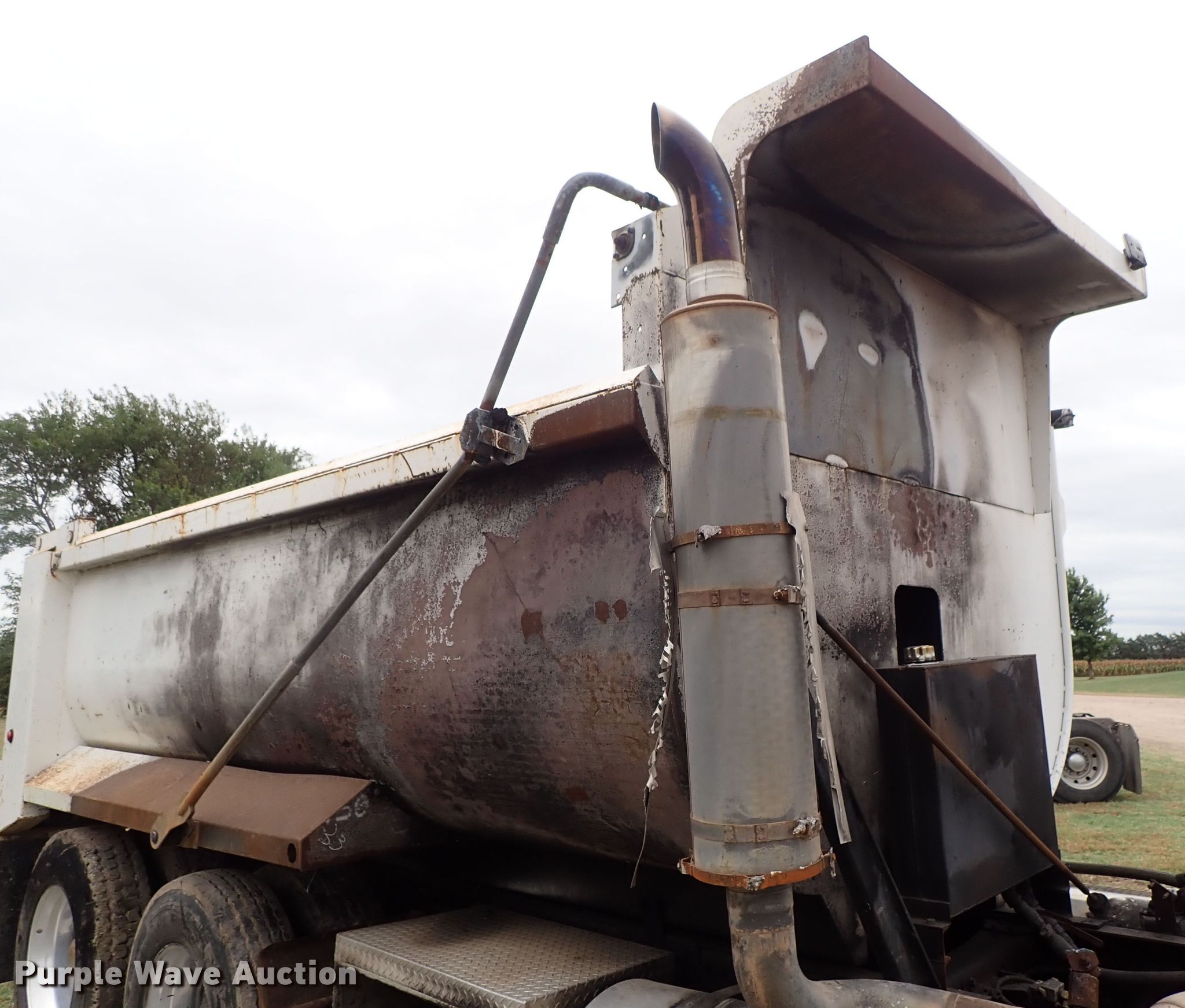 Workhorse 15Demo steel dump bed in Sedgwick, KS Item DB7709 for sale