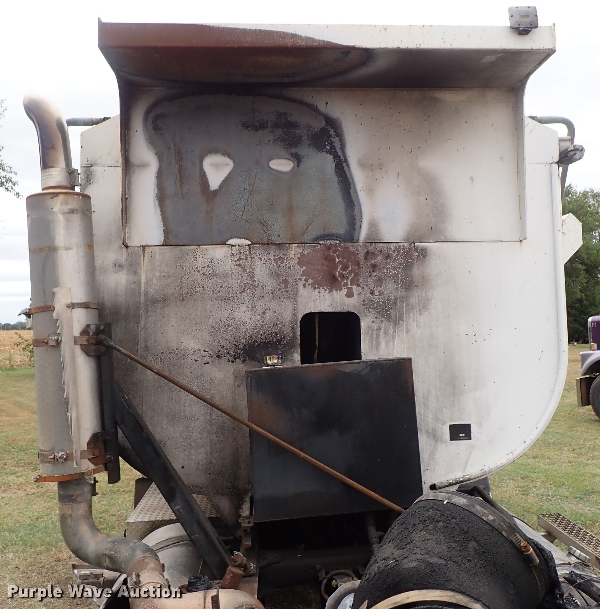 Workhorse 15Demo steel dump bed in Sedgwick, KS Item DB7709 for sale