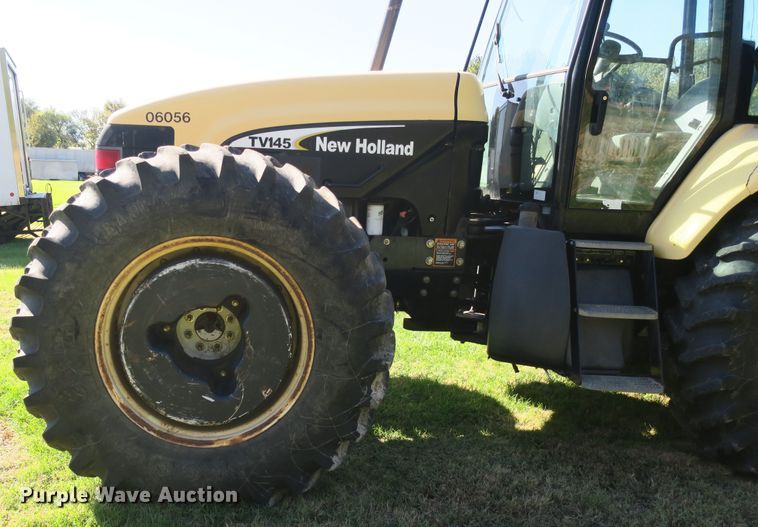image for item DB10166 2005 New Holland TV145 bi-directional 4WD tractor