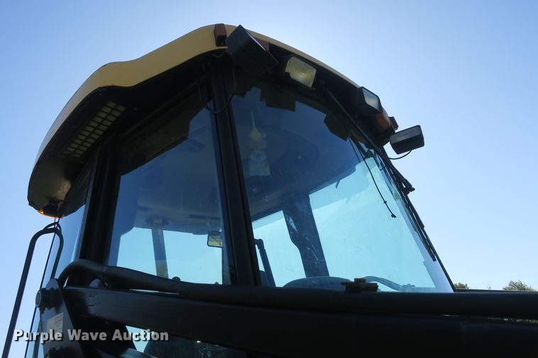 image for item DB10166 2005 New Holland TV145 bi-directional 4WD tractor