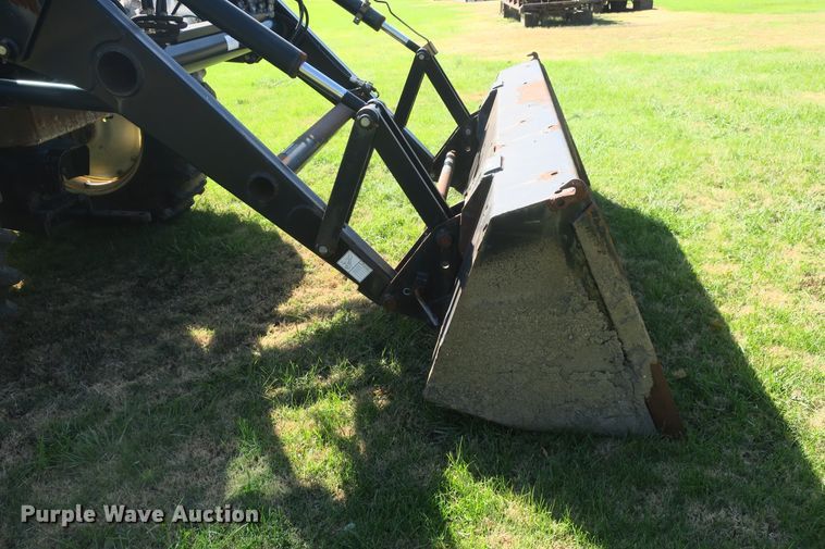 image for item DB10166 2005 New Holland TV145 bi-directional 4WD tractor