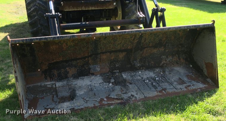 image for item DB10166 2005 New Holland TV145 bi-directional 4WD tractor