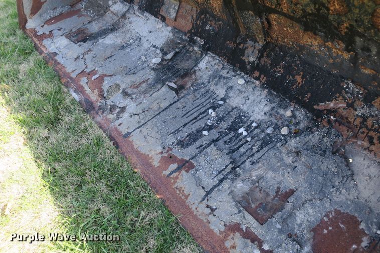 image for item DB10166 2005 New Holland TV145 bi-directional 4WD tractor