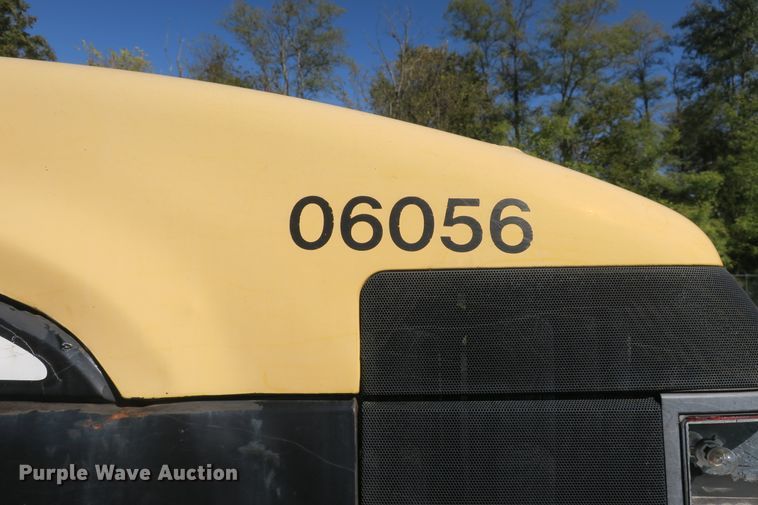 image for item DB10166 2005 New Holland TV145 bi-directional 4WD tractor