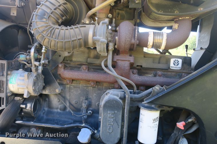 image for item DB10166 2005 New Holland TV145 bi-directional 4WD tractor