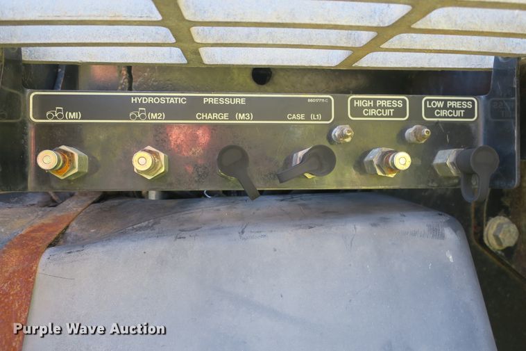 image for item DB10166 2005 New Holland TV145 bi-directional 4WD tractor