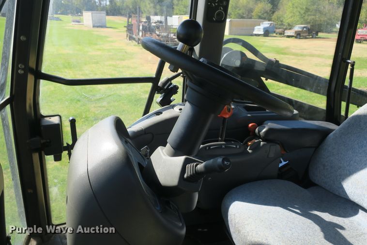 image for item DB10166 2005 New Holland TV145 bi-directional 4WD tractor