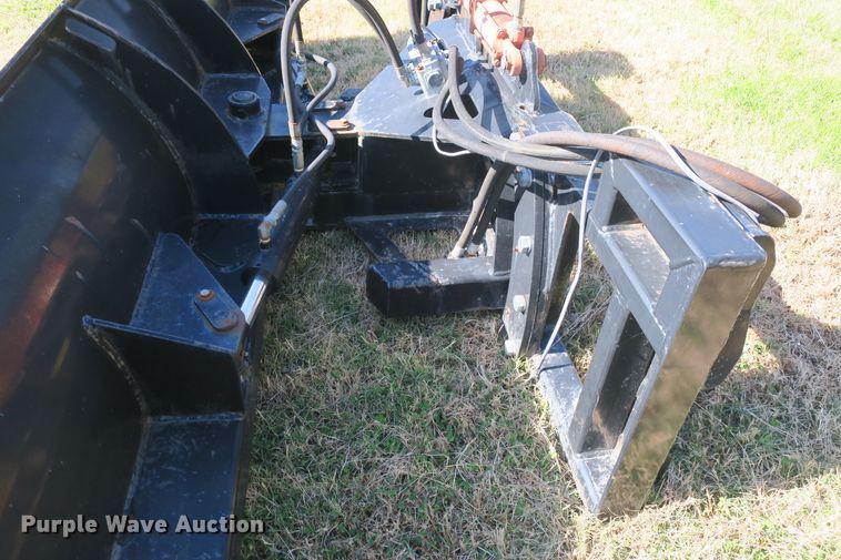 image for item DB10166 2005 New Holland TV145 bi-directional 4WD tractor