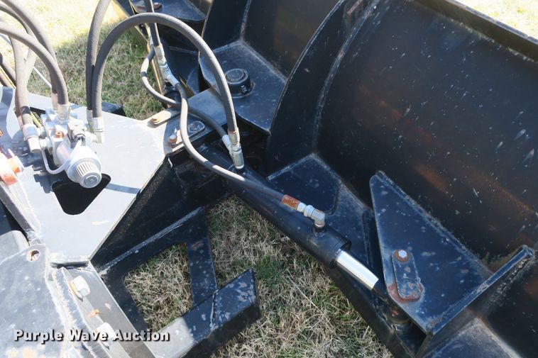 image for item DB10166 2005 New Holland TV145 bi-directional 4WD tractor