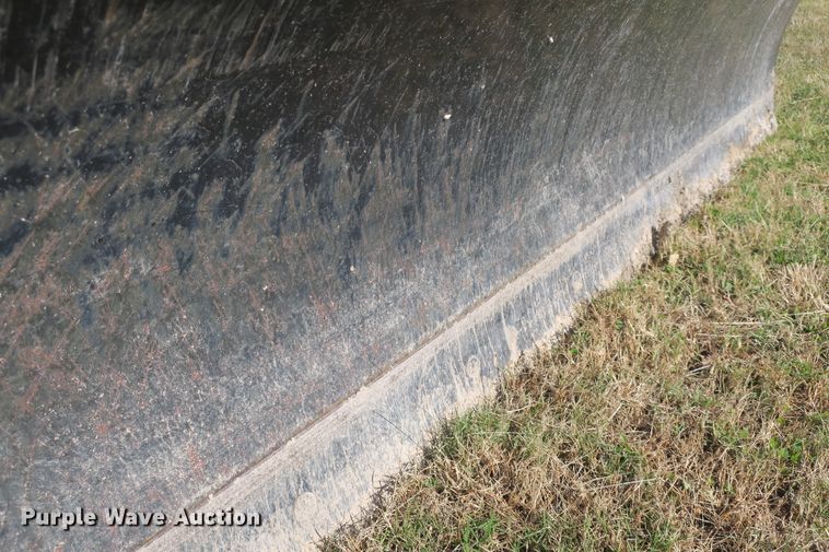 image for item DB10166 2005 New Holland TV145 bi-directional 4WD tractor