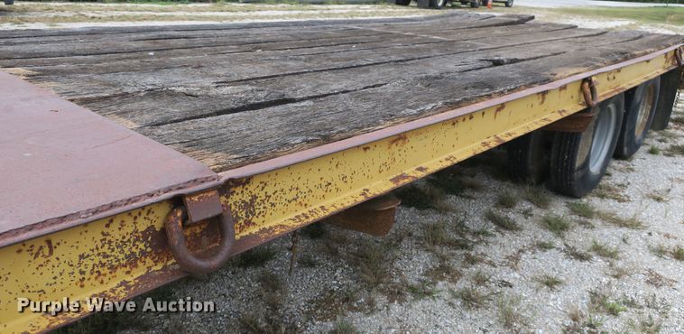 image for item DB10183 1989 Belshe T9 equipment trailer