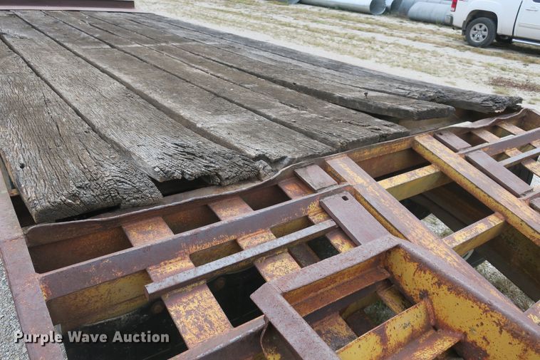 image for item DB10183 1989 Belshe T9 equipment trailer