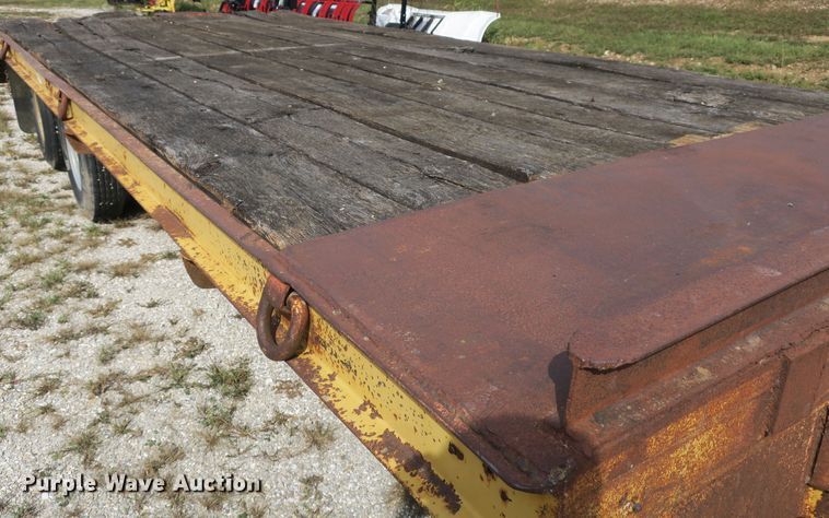 image for item DB10183 1989 Belshe T9 equipment trailer