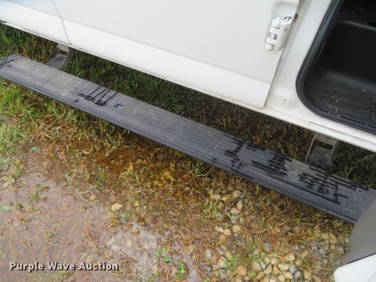 image for item DC1417 2015 Chevrolet Express 3500 van