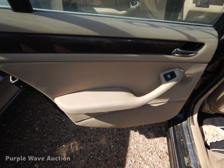 image for item DD4462 2002 BMW 330i