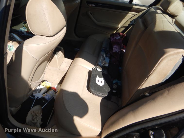 image for item DD4462 2002 BMW 330i